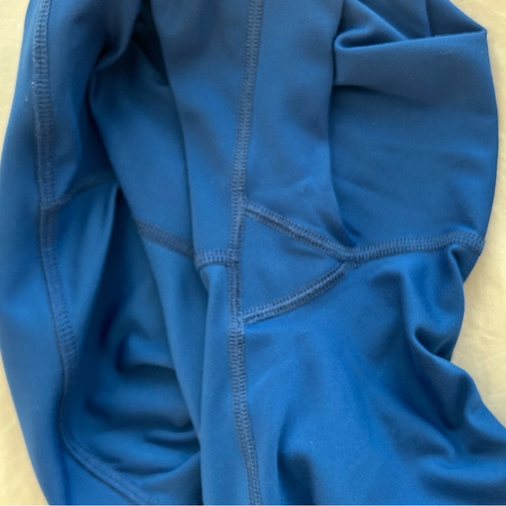 Beyond Yoga Women's Royal Blue Leggings & Cropped Tank Set - Picture 7 of 7